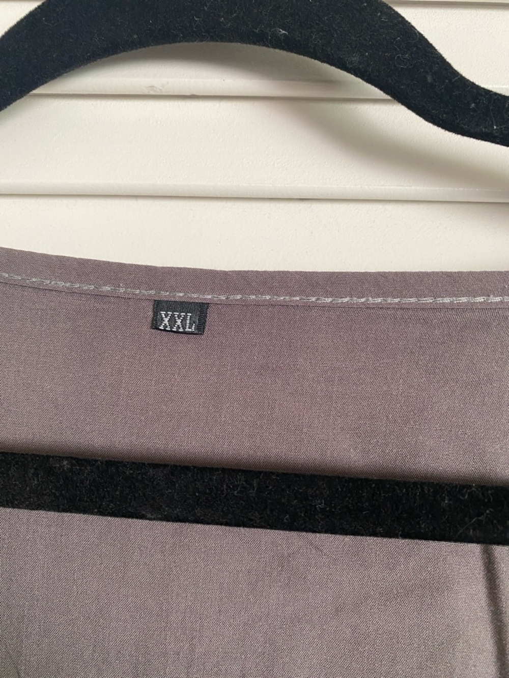 Embroidered V-Neck Women's Top in Gray with Pink Floral Detail - Picture 2 of 9